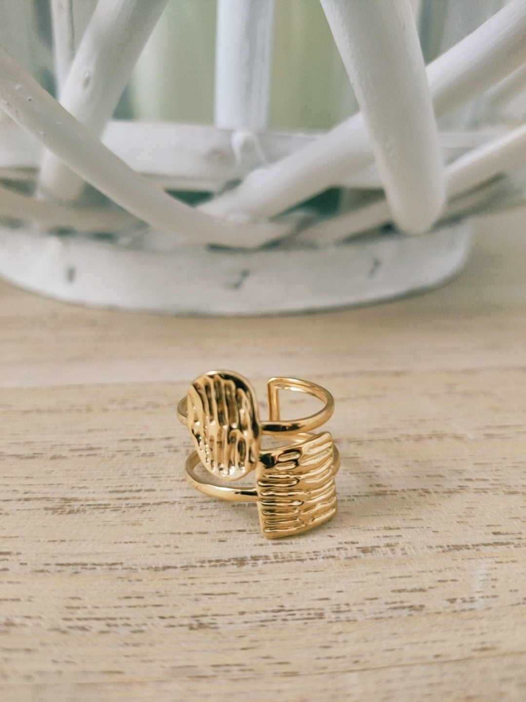 Anillo Dalia